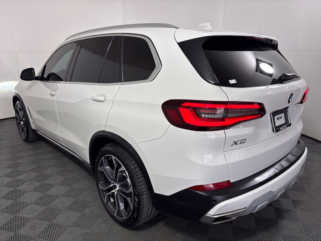 Certified 2023 BMW X5 sDrive40i w/ Executive Package RWD image 7