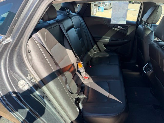 Certified 2017 Chevrolet Malibu LT w/ Leather Package FWD image 32