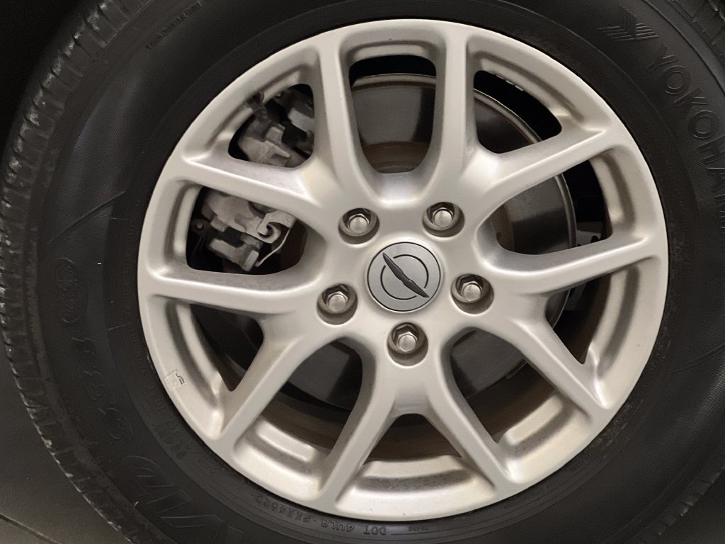 Used 2024 Chrysler Pacifica Touring-L FWD image 81