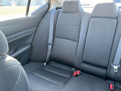 Used 2025 Nissan Altima 2.5 SV image 38