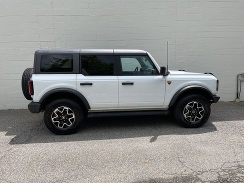 Certified 2022 Ford Bronco Badlands image 5