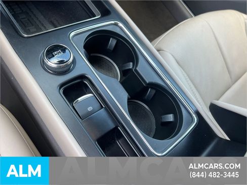 Used 2023 Lincoln Corsair Reserve image 40