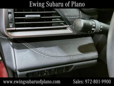 Used 2024 Subaru Outback Limited AWD/4WD image 10