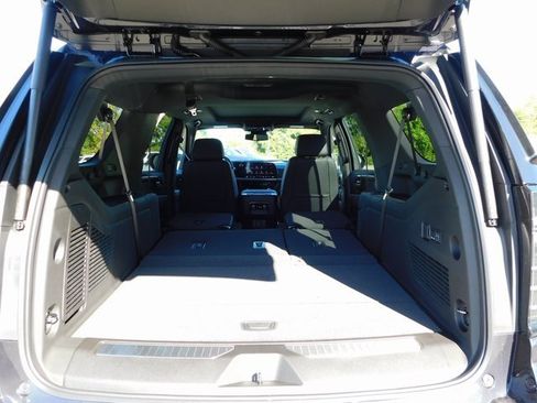 New 2026 Chevrolet Suburban Z71 w/ Comfort Package image 31