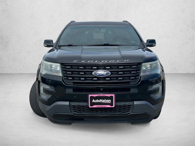Used 2016 Ford Explorer Sport w/ Equipment Group 401A AWD/4WD image 2