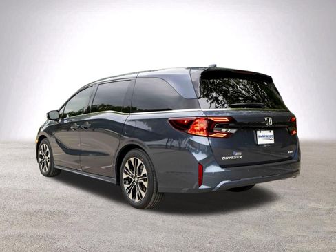 Used 2026 Honda Odyssey Elite image 7
