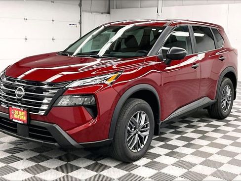 New 2026 Nissan Rogue S image 3