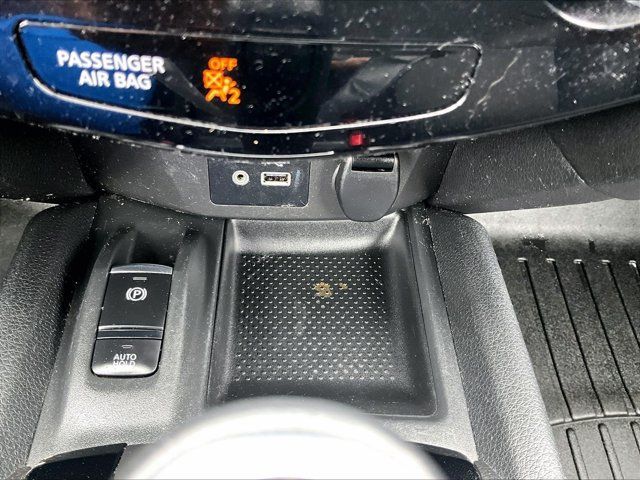 Used 2019 Nissan Rogue SV w/ Sun & Sound Touring Package AWD/4WD image 27