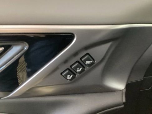 Certified 2023 Subaru Outback Limited image 18