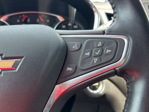 Used 2020 Chevrolet Equinox LT FWD image 36