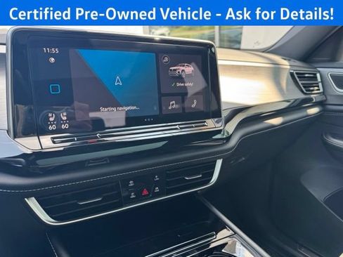 Certified 2026 Volkswagen Atlas Cross Sport SE w/ Panoramic Sunroof Package AWD/4WD image 13