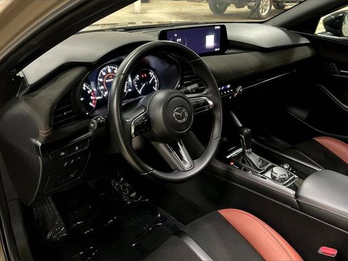 Used 2024 MAZDA MAZDA3 s image 13