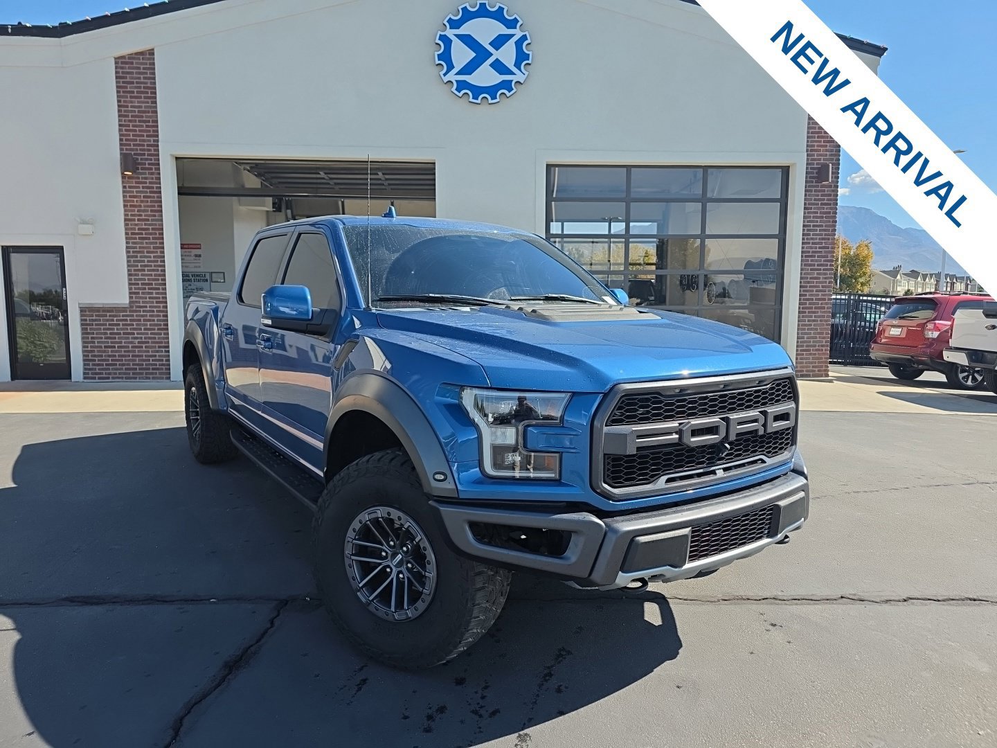 Used 2020 Ford F150 Raptor w/ Equipment Group 802A Luxury AWD/4WD image 1