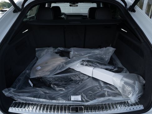 New 2026 Audi Q8 Premium image 21