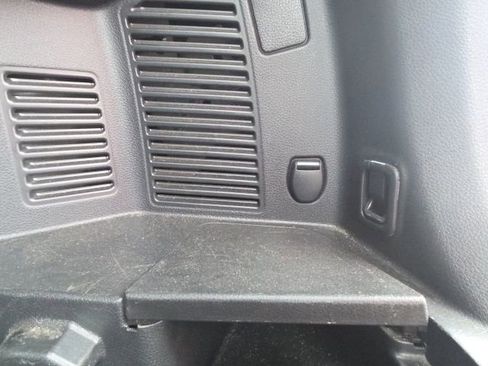 Used 2017 Nissan Rogue SL image 12