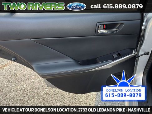 Used 2015 Lexus IS 250 RWD image 32