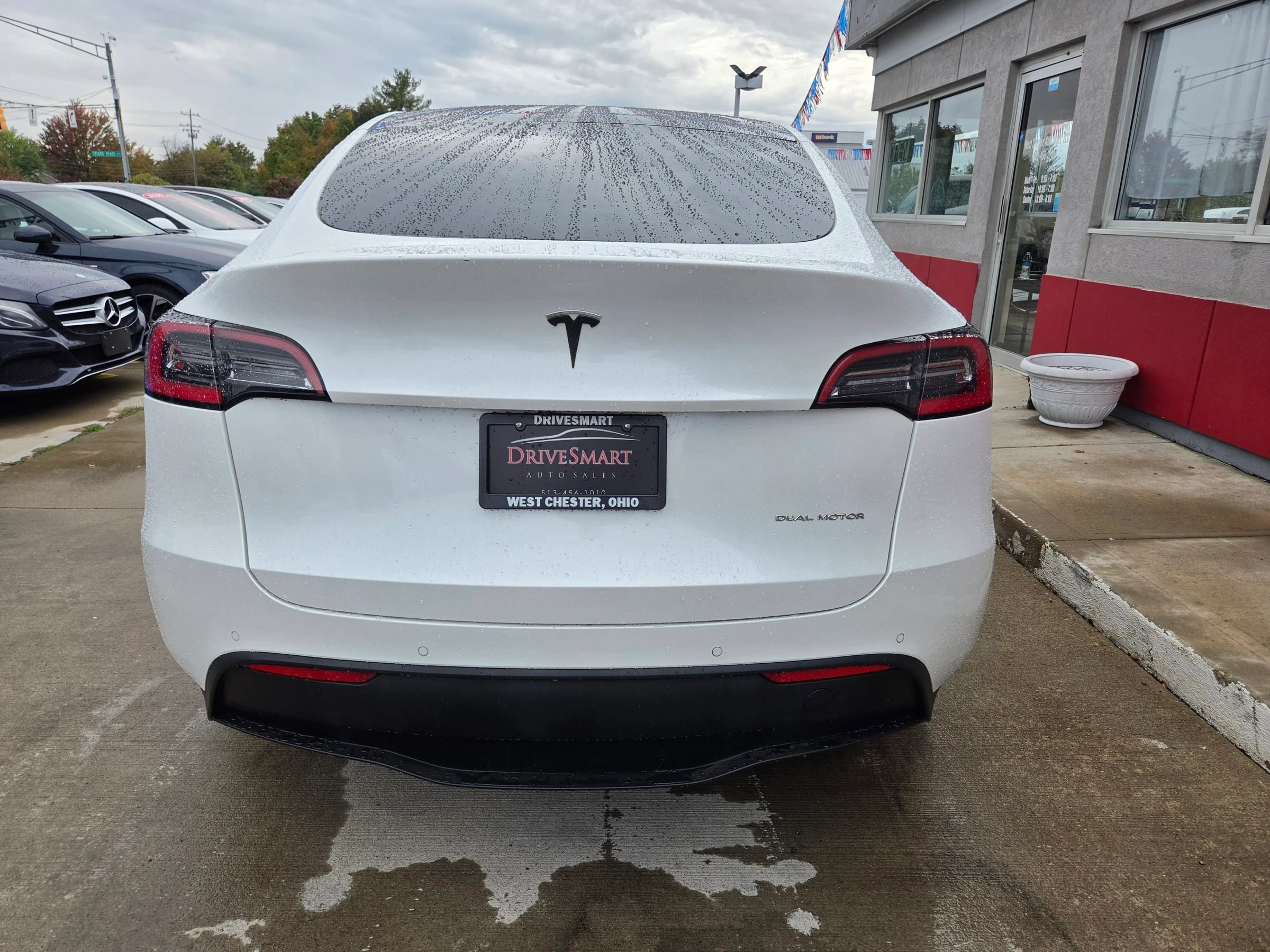 Used 2021 Tesla Model Y Long Range AWD/4WD image 4