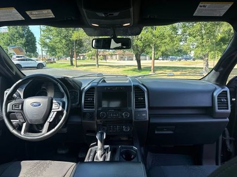 Used 2018 Ford F150 XLT w/ Equipment Group 302A Luxury AWD/4WD image 9