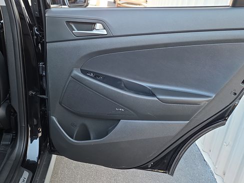 Used 2017 Hyundai Tucson Limited w/ Limited Ultimate Package 03 image 28