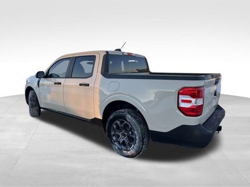 Used 2025 Ford Maverick XLT w/ Equipment Group 302A image 4