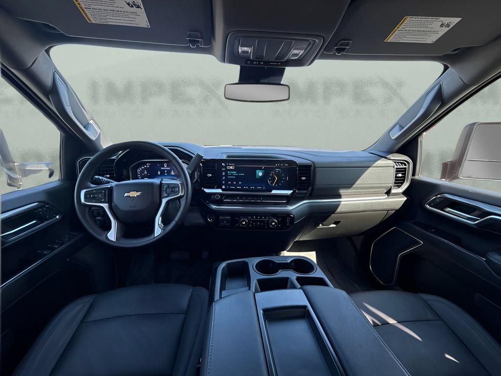 Used 2024 Chevrolet Silverado 2500 LTZ AWD/4WD image 11