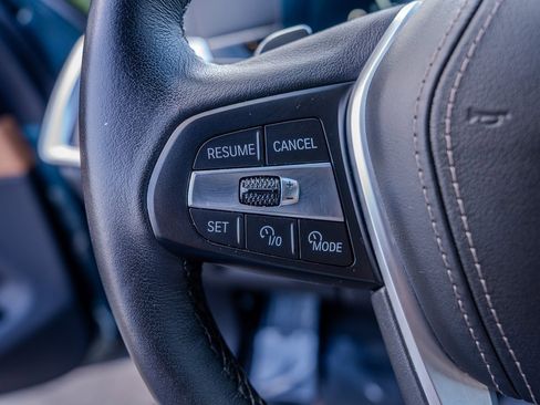 Used 2025 BMW X5 xDrive40i w/ Premium Package image 3