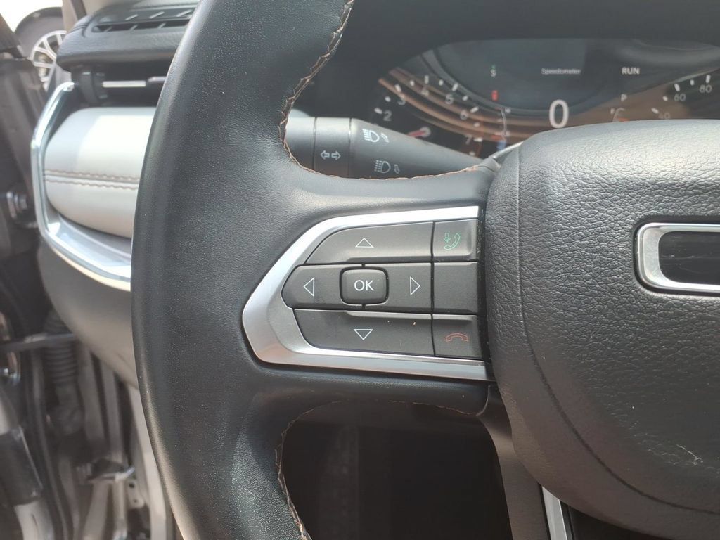 Used 2022 Jeep Compass Limited AWD/4WD image 18