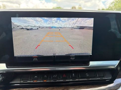 Used 2022 GMC Sierra 1500 SLE image 21