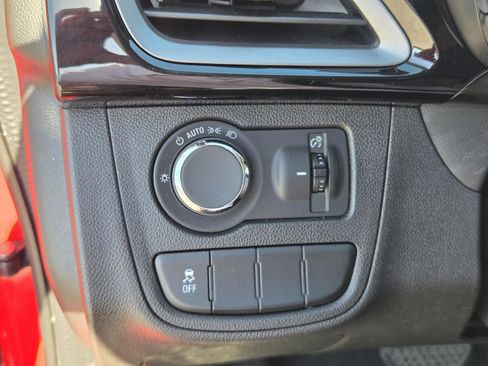 Used 2021 Chevrolet Spark LT image 17