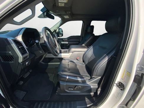 Used 2019 Ford F450 Lariat w/ Lariat Ultimate Package image 9