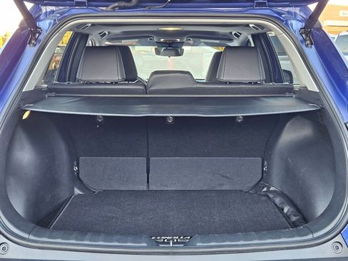 Used 2025 Toyota Corolla Cross XLE image 21