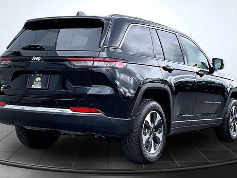 Used 2022 Jeep Grand Cherokee Limited 4xe w/ Luxury Tech Group II AWD/4WD image 23