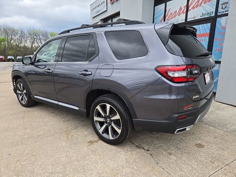 Used 2024 Honda Pilot Elite image 5