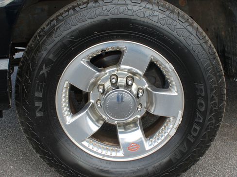 Used 2004 Ford F250 XL image 19