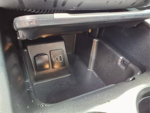 Used 2025 Ford Explorer ST w/ Sun And Sound Package AWD/4WD image 22