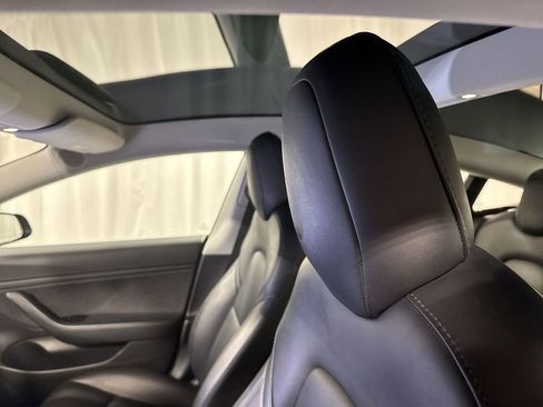 Used 2018 Tesla Model 3 Long Range image 19