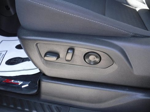 Used 2025 Chevrolet Silverado 1500 Custom Trail Boss image 15