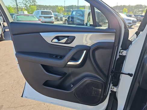 Used 2024 Chevrolet Blazer LT w/ Convenience Package FWD image 28
