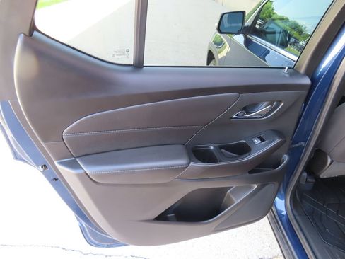 Certified 2022 Chevrolet Traverse LT w/ LPO, Floor Liner Package AWD/4WD image 28