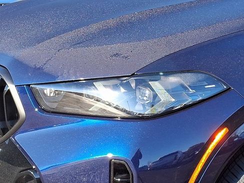 New 2026 BMW X6 xDrive40i w/ Climate Comfort Package image 9