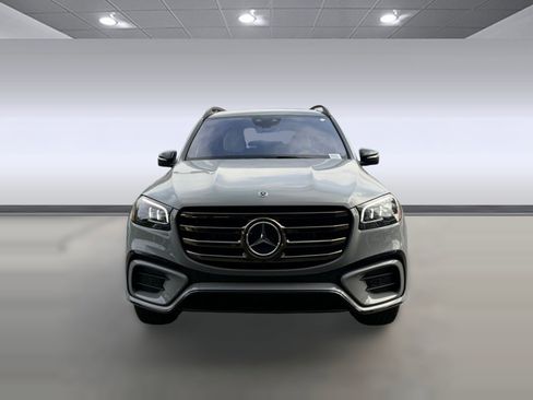 New 2026 Mercedes-Benz GLS 580 4MATIC image 5