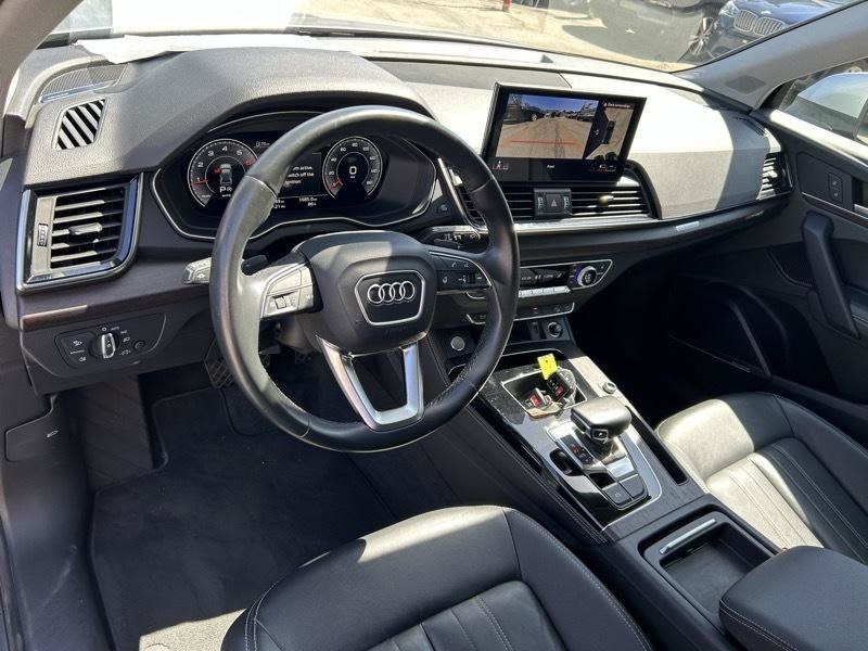 Used 2022 Audi Q5 2.0T Premium Plus w/ Premium Plus Package AWD/4WD image 8