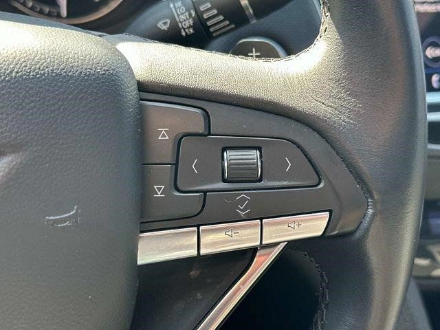 Certified 2024 Cadillac XT6 Luxury w/ LPO, Floor Liner Package AWD/4WD image 6
