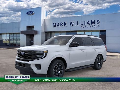 New 2026 Ford Expedition Active AWD/4WD image 1