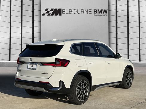 New 2025 BMW X1 xDrive28i w/ Technology Package image 4