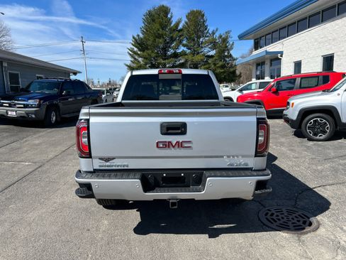 Used 2018 GMC Sierra 1500 Denali w/ Denali Ultimate Package image 6