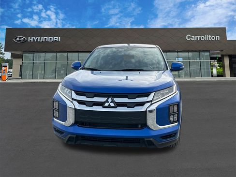 Used 2023 Mitsubishi Outlander Sport ES image 2