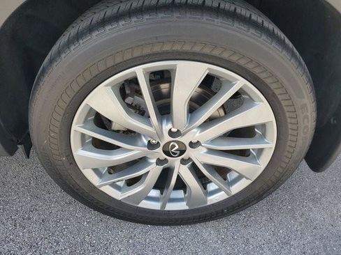 Used 2023 INFINITI QX50 Luxe image 9