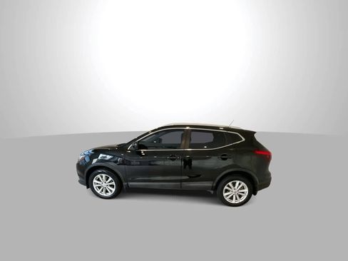 Used 2017 Nissan Rogue Sport SV w/ SV Premium Package image 5