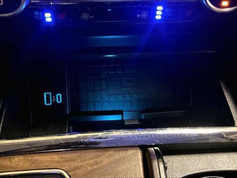 Used 2020 Ford Expedition Max Platinum image 34